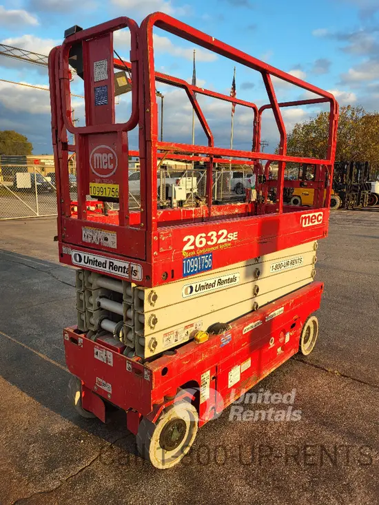 2019 MEC 2632SE Scissor Lift