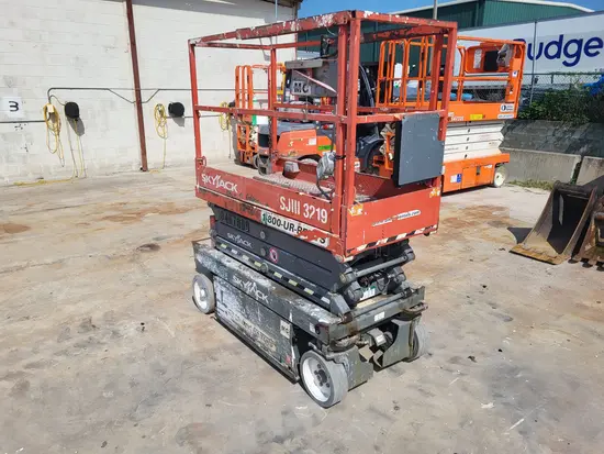 2016 Skyjack SJIII3219 Scissor Lift