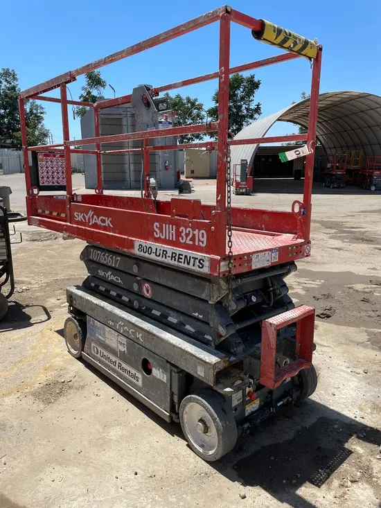 2018 Skyjack SJIII3219 Scissor Lift