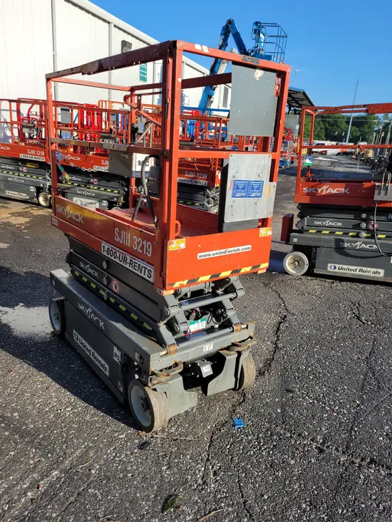 2017 Skyjack SJIII3219 Scissor Lift