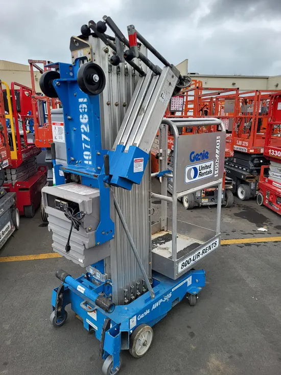 2018 Genie AWP-30SDC Pusharound Lift