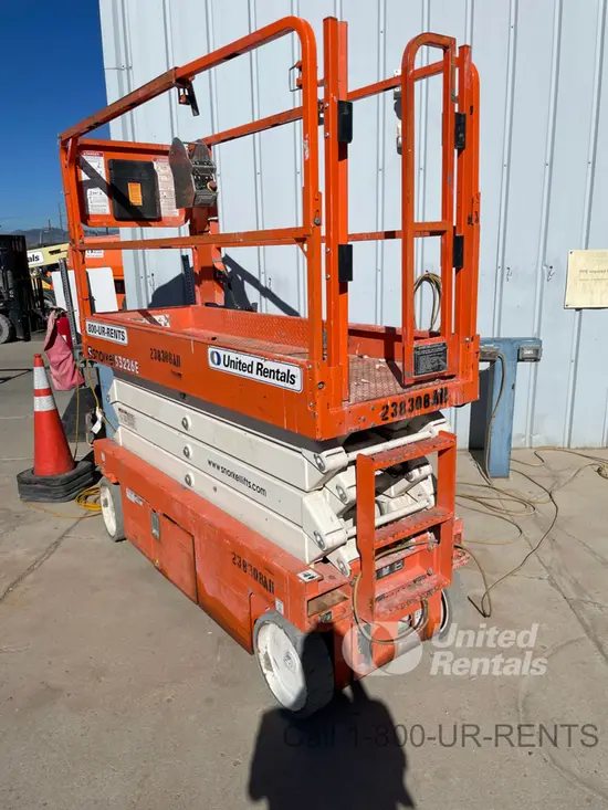 2019 Snorkel S3226E Scissor Lift
