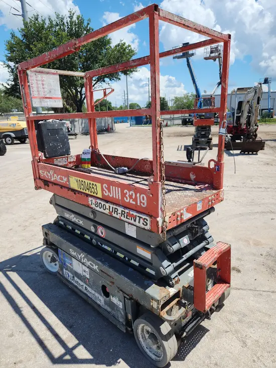 2016 Skyjack SJIII3219 Scissor Lift