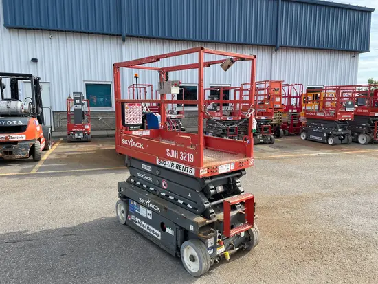 2018 Skyjack SJIII3219 Scissor Lift