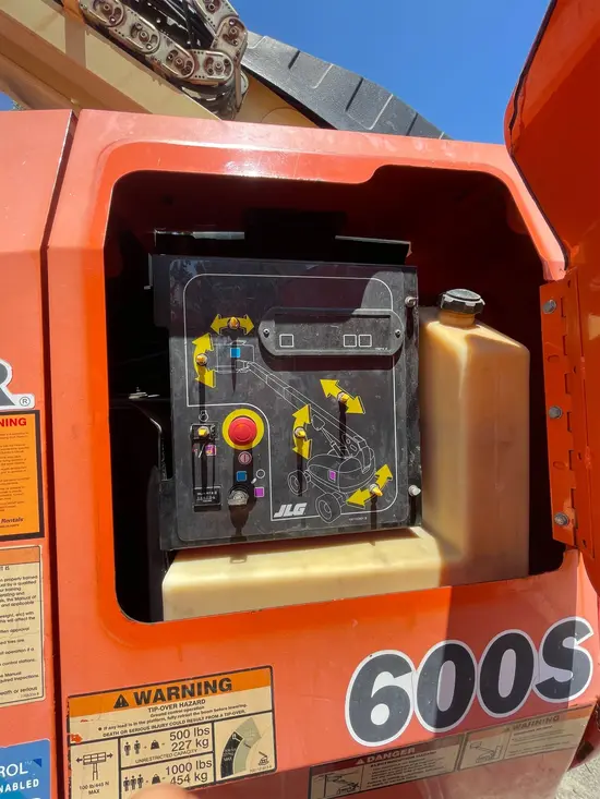 2017 JLG 600S Boom Lift