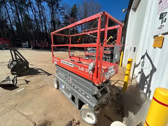 2018 Skyjack SJIII3226 Scissor Lift