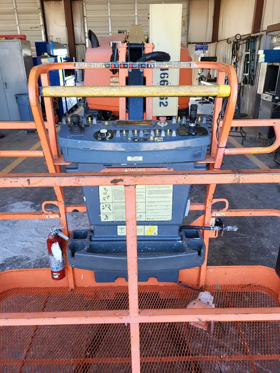 2016 JLG 450AJ Articulating Boom Lift