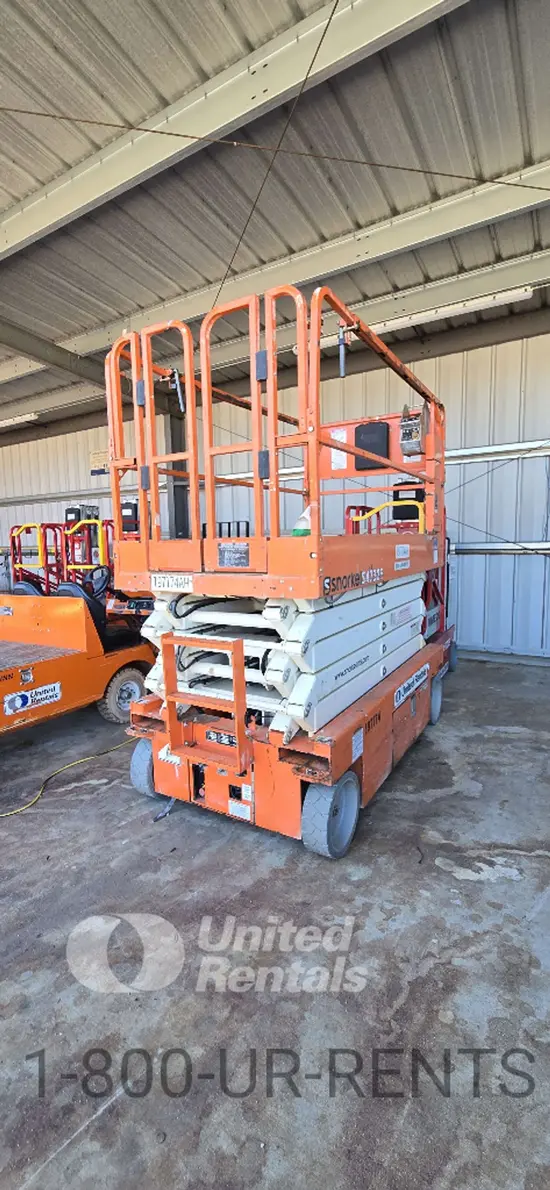 2017 Snorkel S4732E Scissor Lift