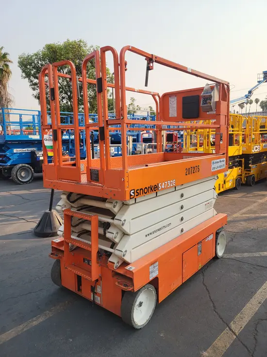 2018 Snorkel S4732E Scissor Lift