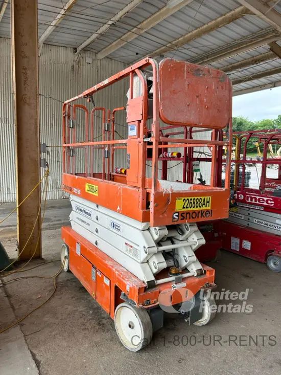 2019 Snorkel S3226E Scissor Lift