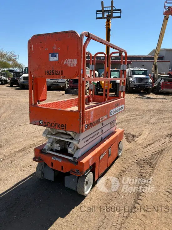 2017 Snorkel S3219E Scissor Lift