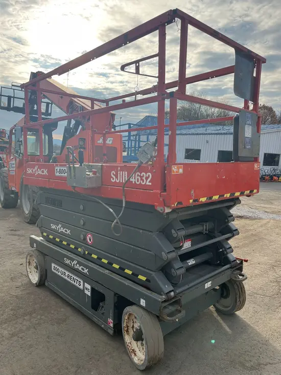 2016 Skyjack SJIII4632 Scissor Lift