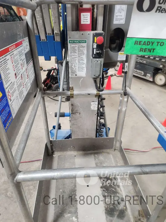 2020 Genie AWP-25SDC Pusharound Lift