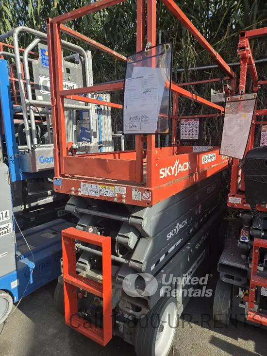 2018 Skyjack SJIII3226 Scissor Lift