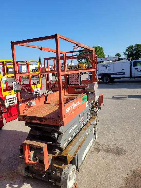 2016 Skyjack SJIII3219 Scissor Lift