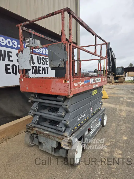 2017 Skyjack SJIII4740 Scissor Lift