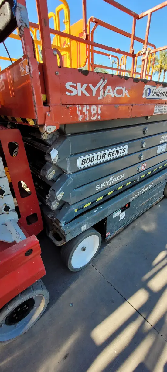 2016 Skyjack SJIII4740 Scissor Lift
