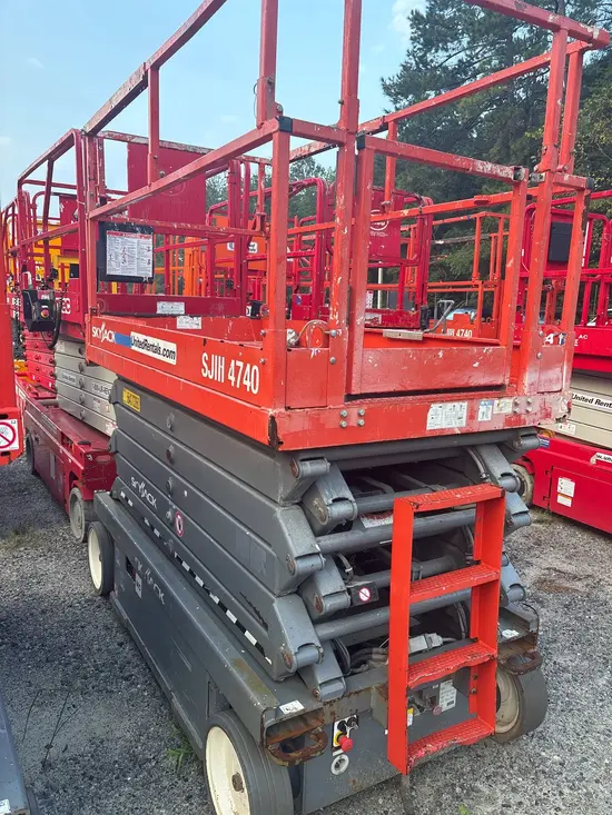 2018 Skyjack SJIII4740 Scissor Lift