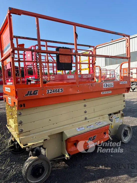 2018 JLG 3246ES Scissor Lift