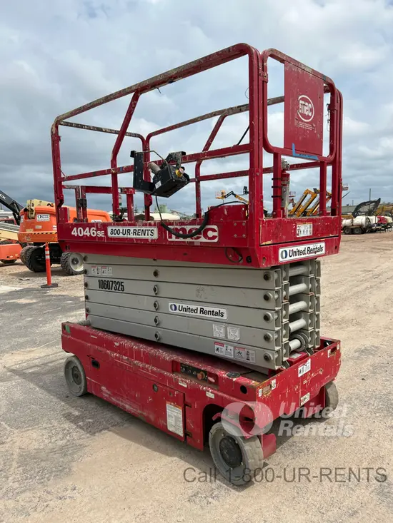 2017 MEC 4046SE Scissor Lift