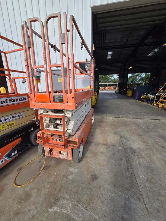 2019 Snorkel S3226E Scissor Lift