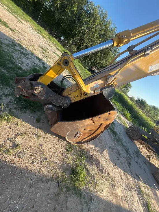 2022 Kobelco SK130LC-11 Excavator