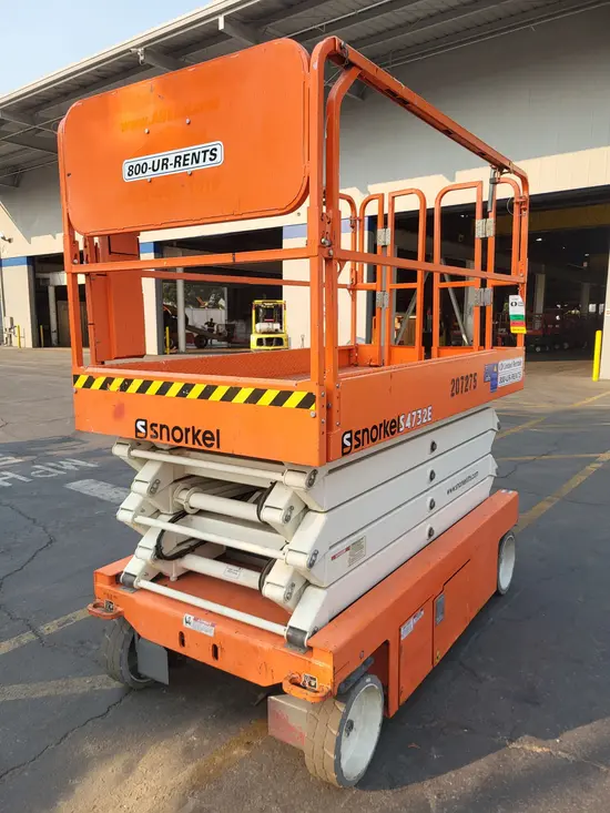 2018 Snorkel S4732E Scissor Lift