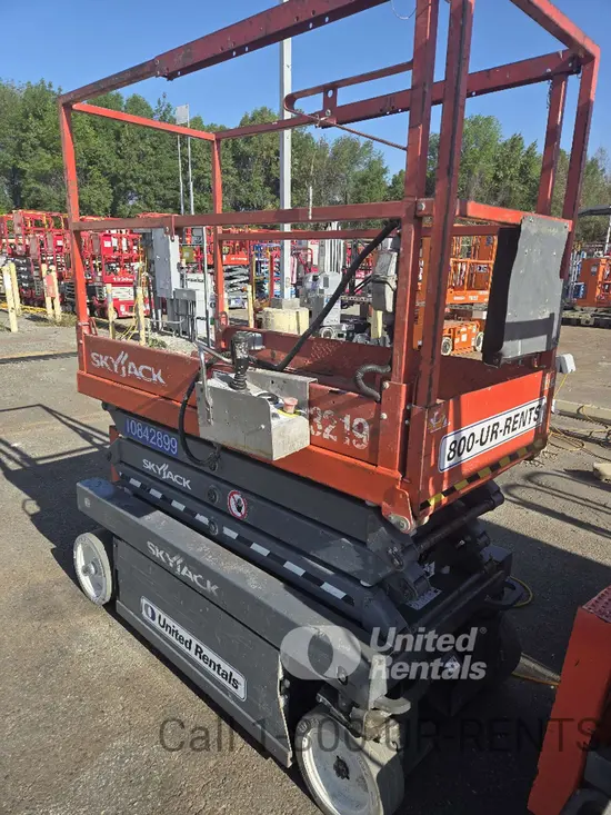 2018 Skyjack SJIII3219 Scissor Lift