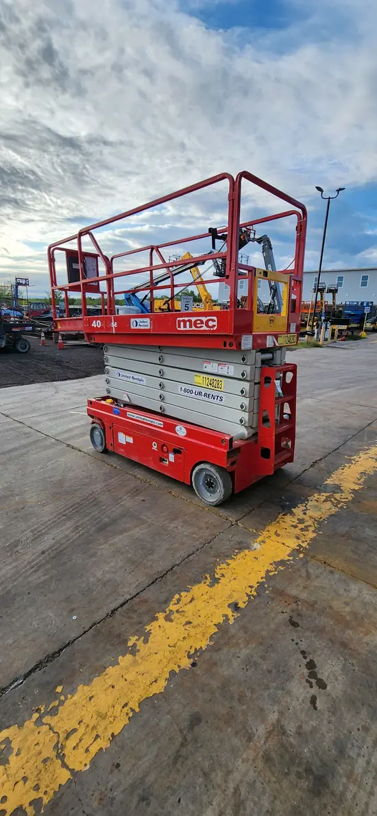 2021 MEC 4046SE Scissor Lift