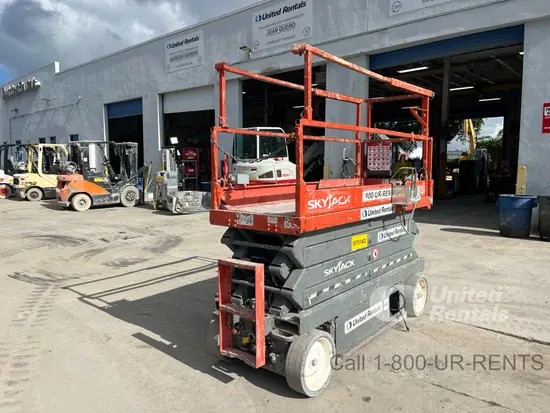 2018 Skyjack SJIII3226 Scissor Lift
