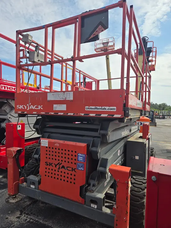 2019 Skyjack SJ8841RT Rough Terrain Scissor Lift