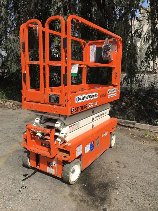 2018 Snorkel S3219E Scissor Lift