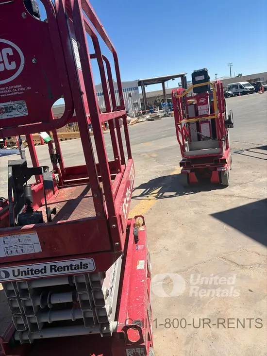 2018 MEC 1330SE Scissor Lift