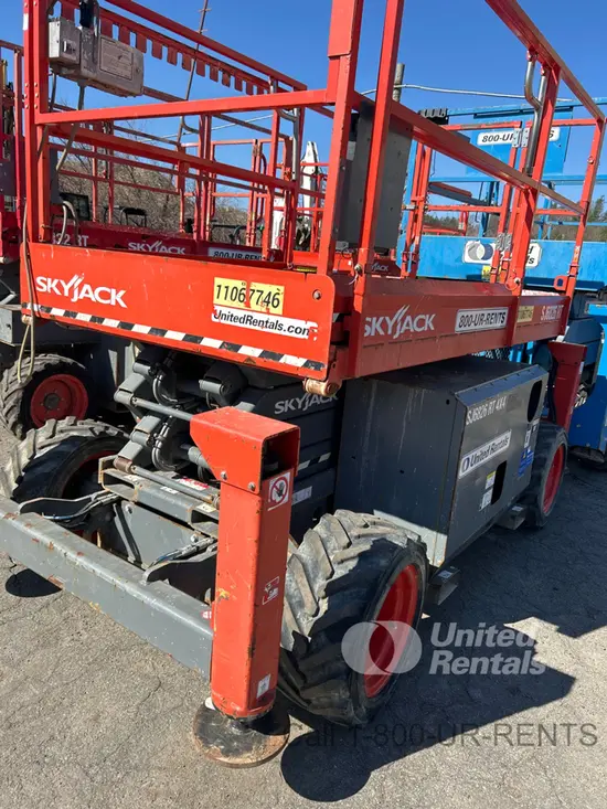 2020 Skyjack SJ6826RT Rough Terrain Scissor Lift