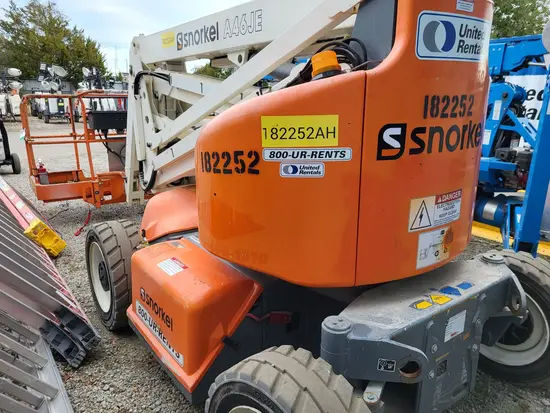 2016 Snorkel A46JE Articulating Boom Lift