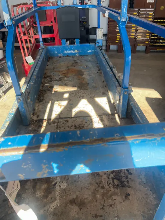 2017 Genie GS-3232 Scissor Lift