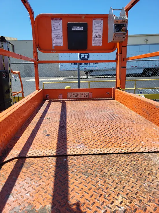 2018 Snorkel S4726E Scissor Lift