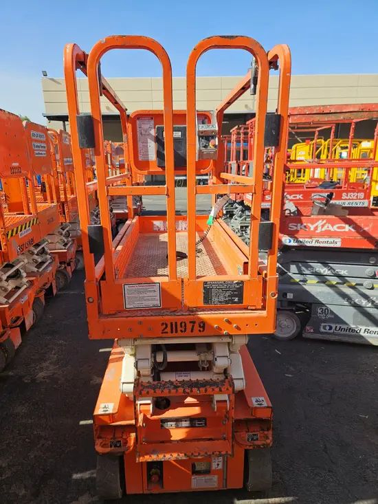 2018 Snorkel S3219E Scissor Lift
