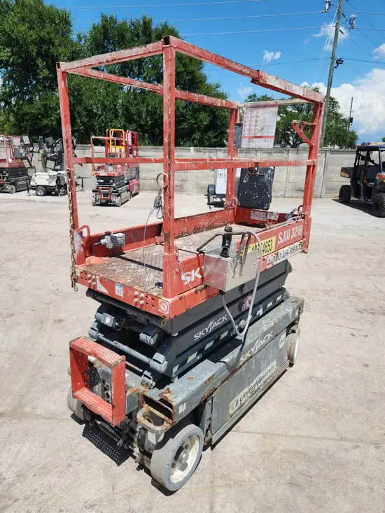 2016 Skyjack SJIII3219 Scissor Lift