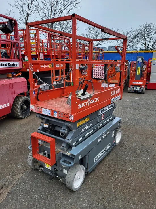 2018 Skyjack SJIII3219 Scissor Lift