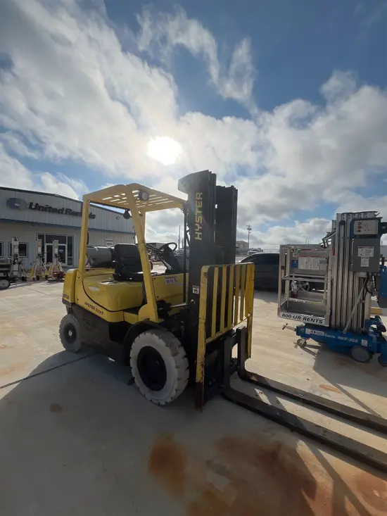 2022 HYSTER H50XT Warehouse Forklift