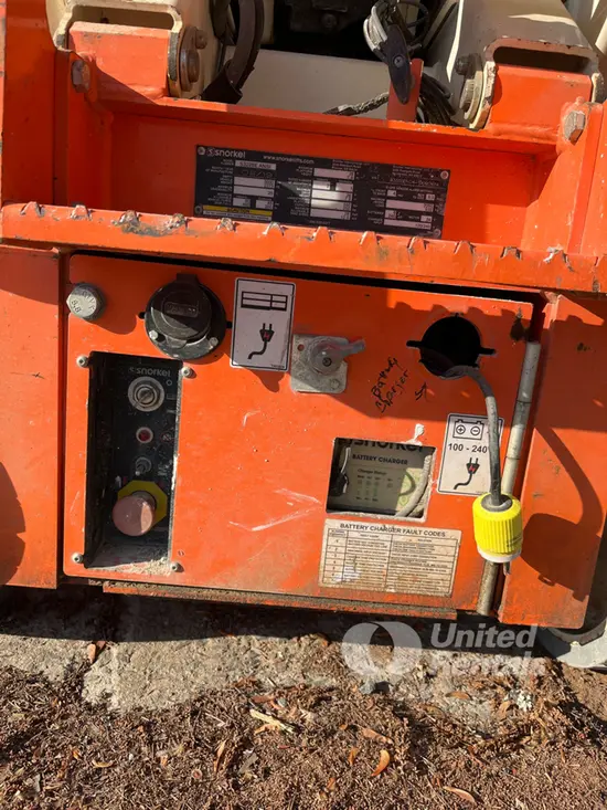 2019 Snorkel S3226E Scissor Lift