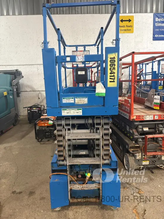 2017 Genie GS-3232 Scissor Lift