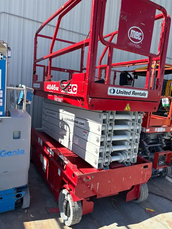 2019 MEC 4046SE Scissor Lift