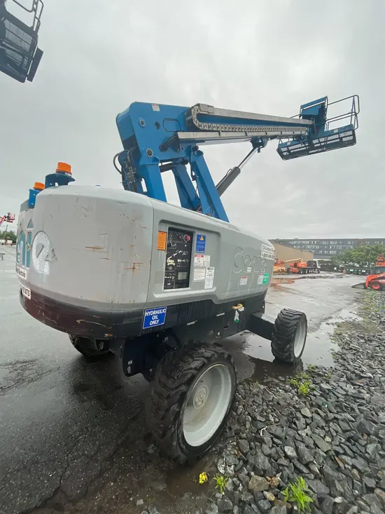 2016 Genie S-60XC Boom Lift
