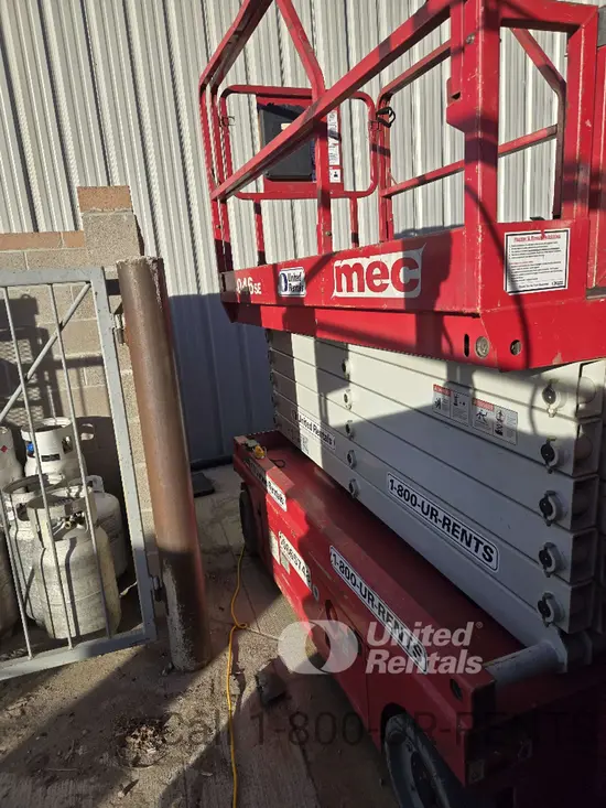 2017 MEC 4046SE Scissor Lift