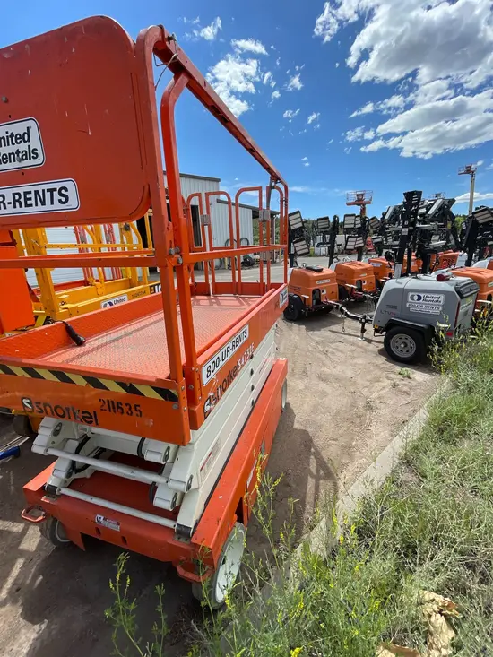2018 Snorkel S4732E Scissor Lift