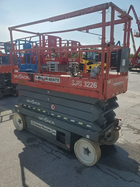 2017 Skyjack SJIII3226 Scissor Lift