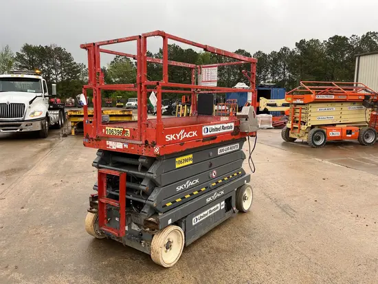 2017 Skyjack SJIII4632 Scissor Lift