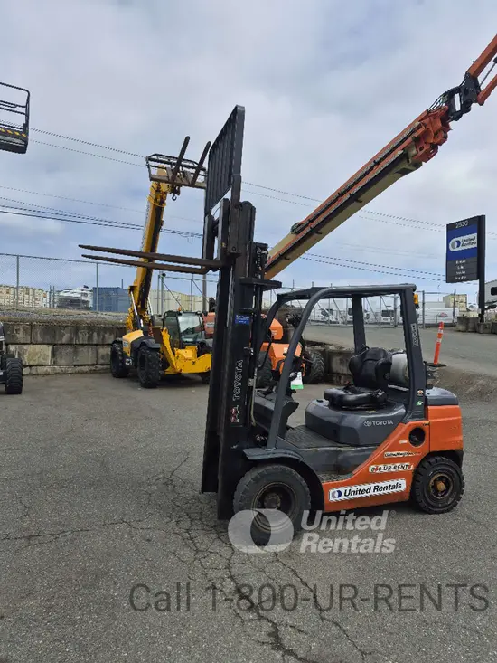 2021 Toyota 8FGU25 Warehouse Forklift